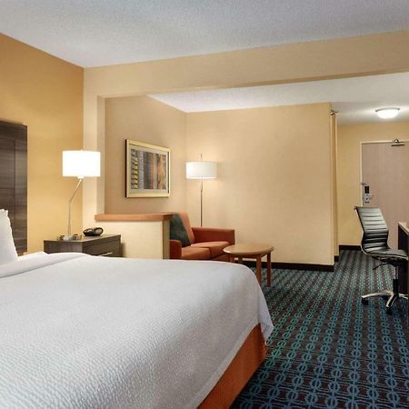 Baymont By Wyndham Tulsa Hotel Exterior photo