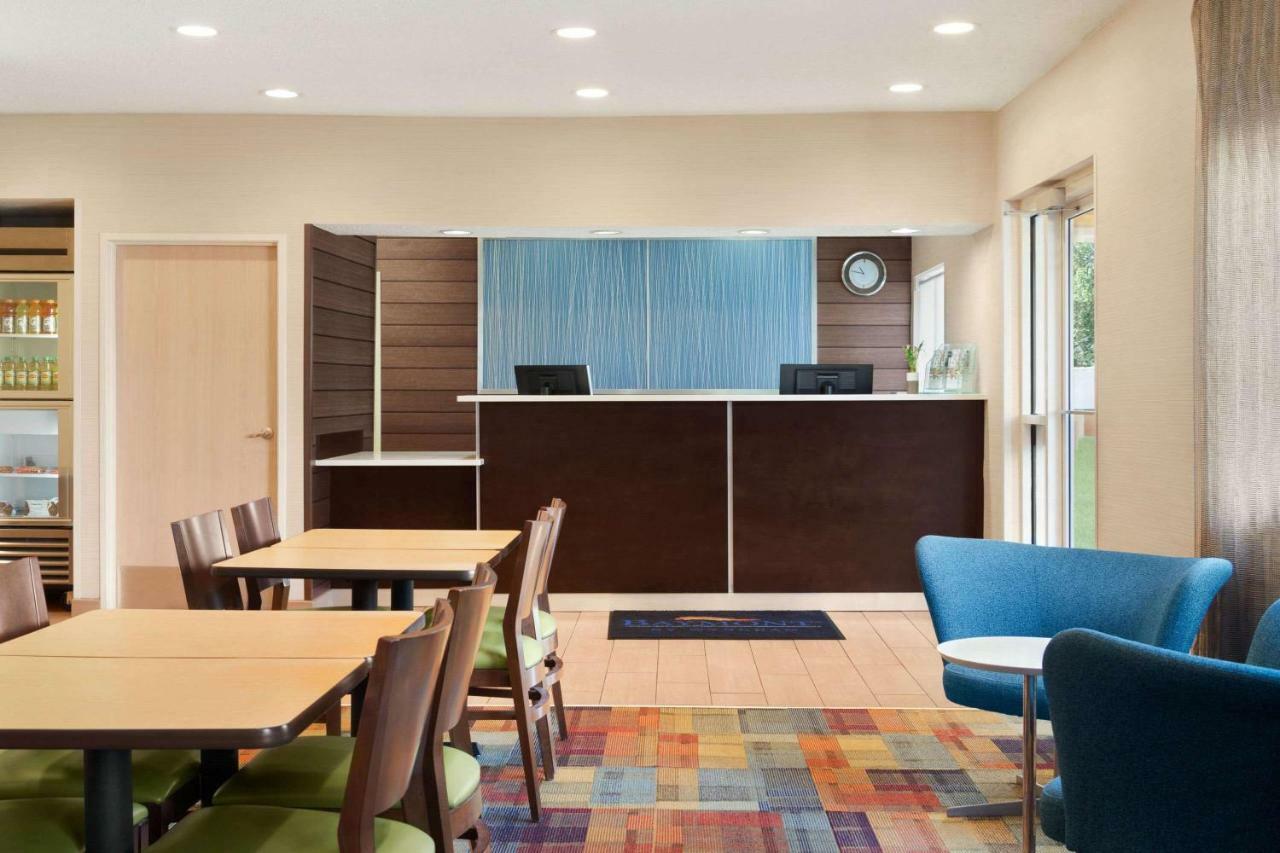 Baymont By Wyndham Tulsa Hotel Exterior photo